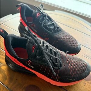 Nike boys Air max 270